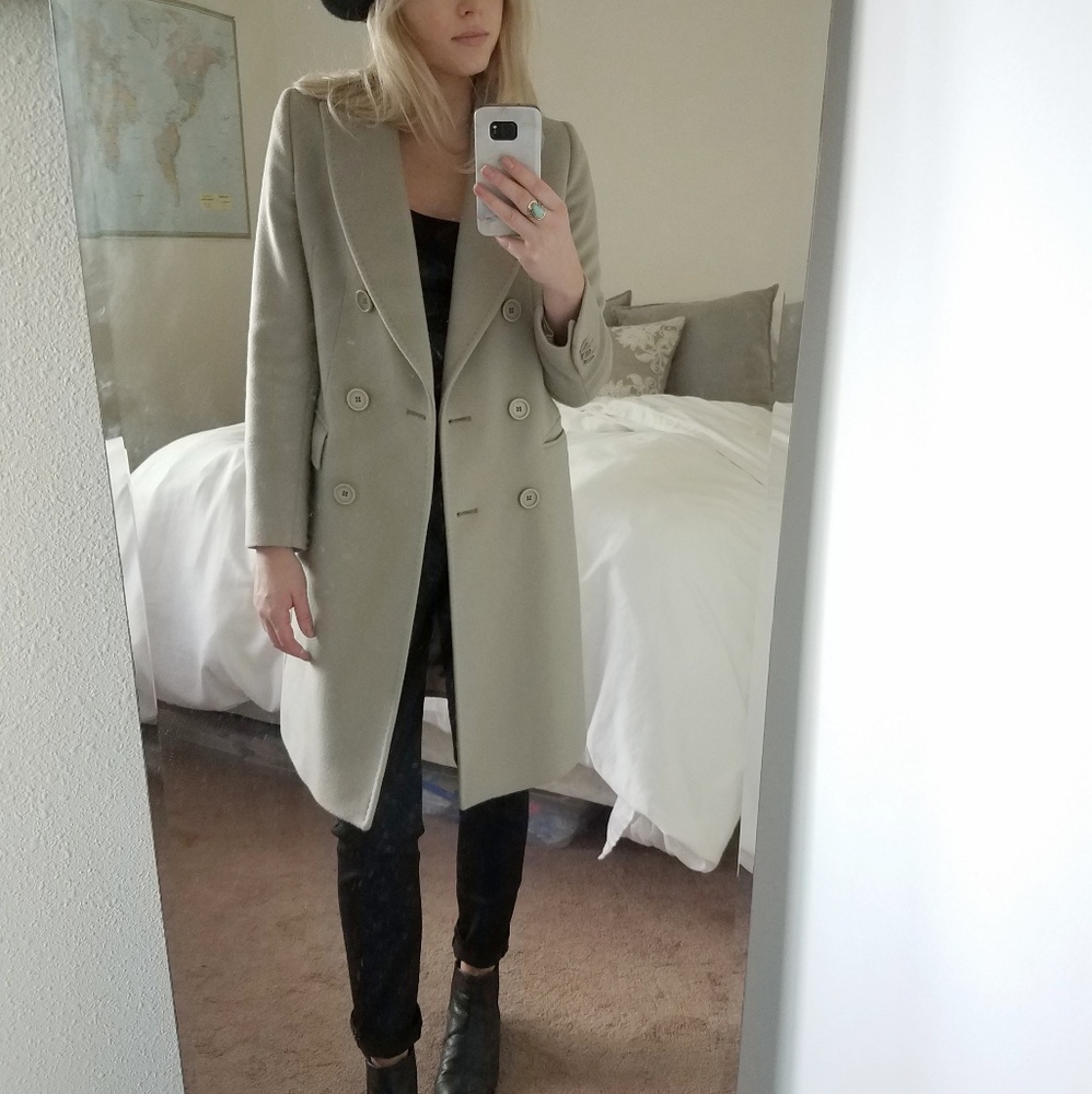 Wool and cashmere coat